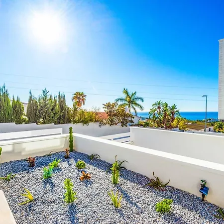Salsa Nerja